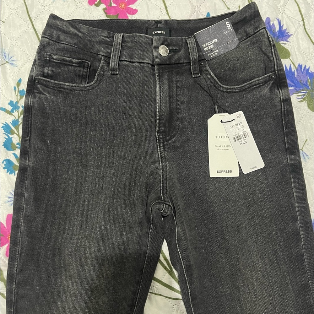 Express Black Skinny Jeans Versatile Style